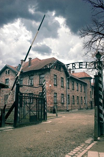 Auschwitz-Birkenau State Museum grafika
