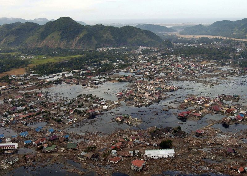 10 deadliest tsunamis